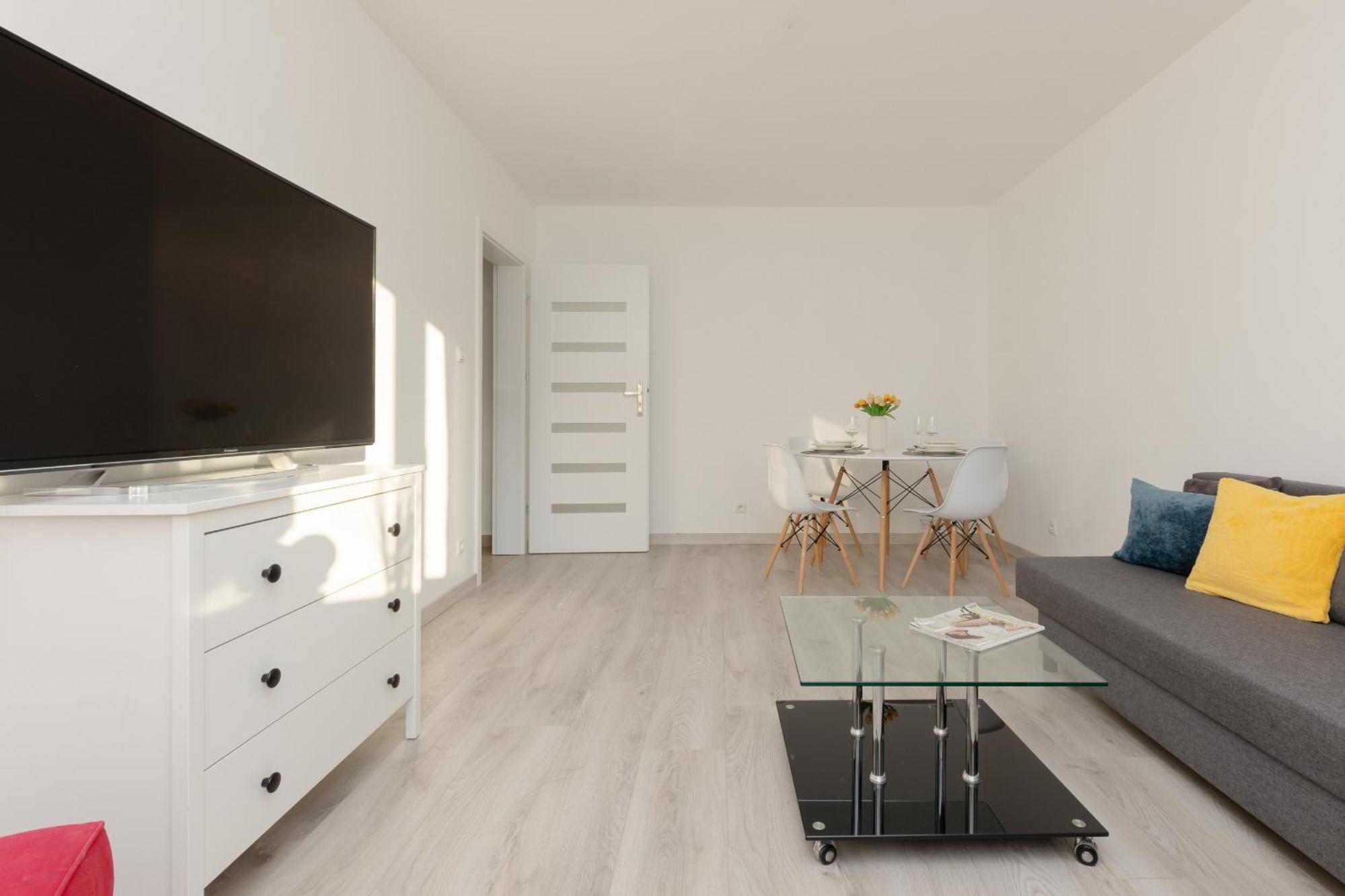 Kopcinskiego Bright & Spacious Apartment Warsaw Ursynow By Noclegi Renters Kültér fotó